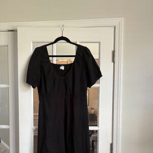 Old Navy Waist-Defined Puff-Sleeve Midi Dress Black